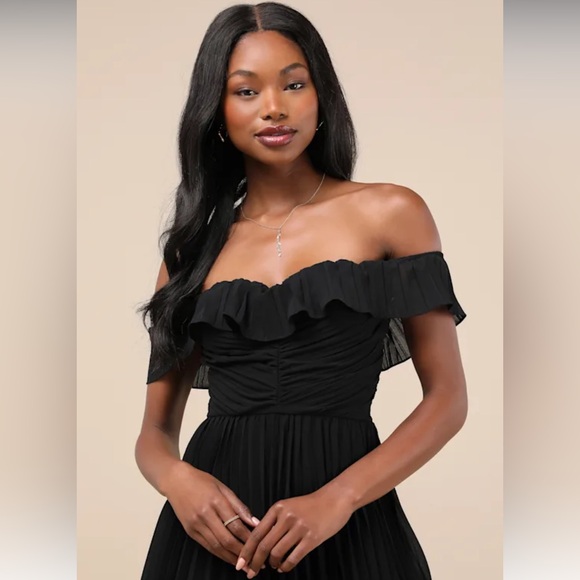 NWT Lulus Always Remarkable Black Pleated Off-the-Shoulder Maxi Dress - Picture 3 of 4